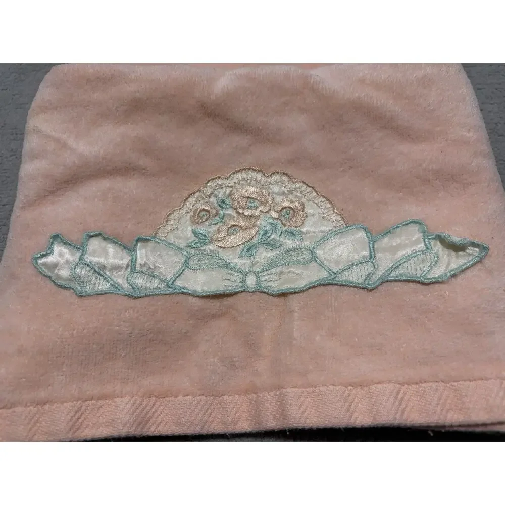 Towel Hand & Bath Set of 2 Peach Floral Embroidered Applique Saturday Knight